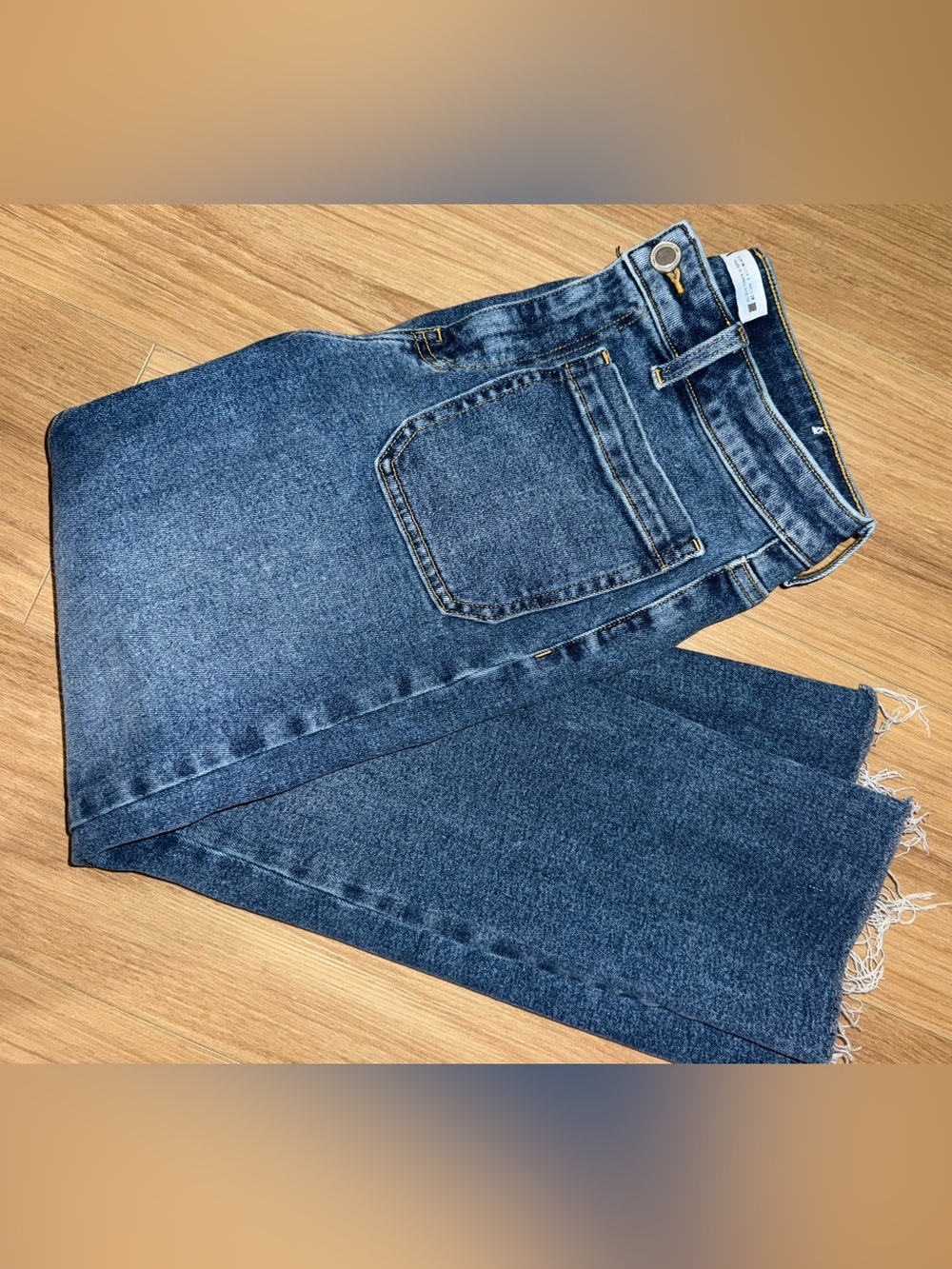Zara women Straight Jeans in Medium Blue Denim